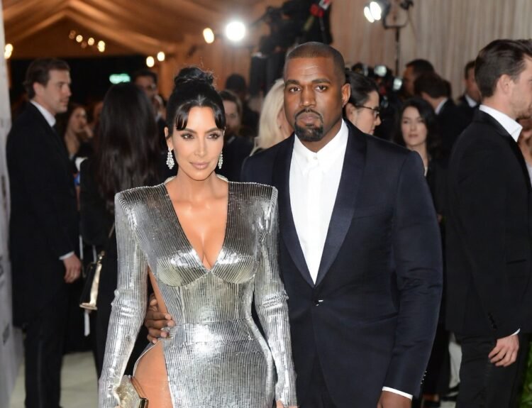 Kim Kardashian Kanye West